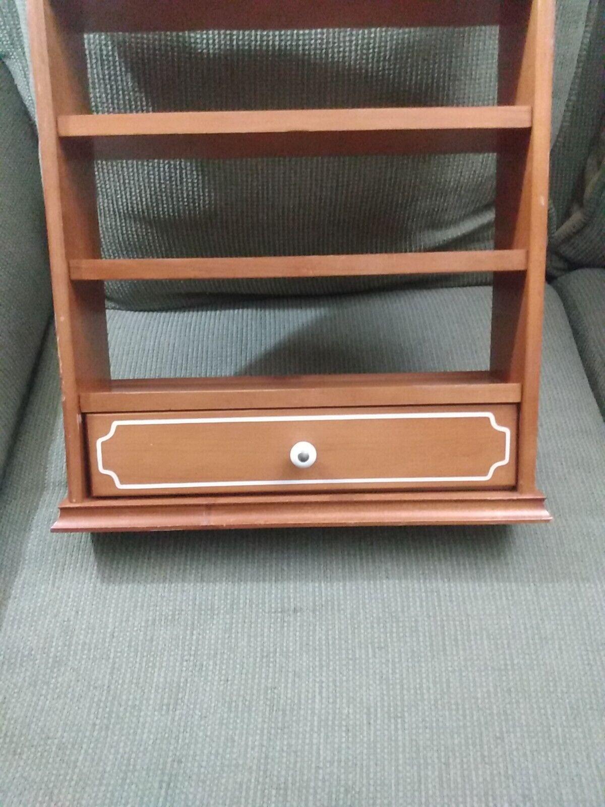 LENOX SpiCE ViLLAGE WooDEN DisPLAY RACK ONLY 1989